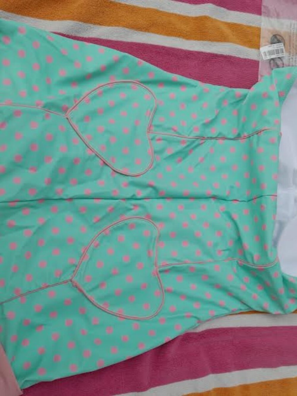 1960's Contrast Polka Dots Heart Swimsuit - Picture 3 of 5